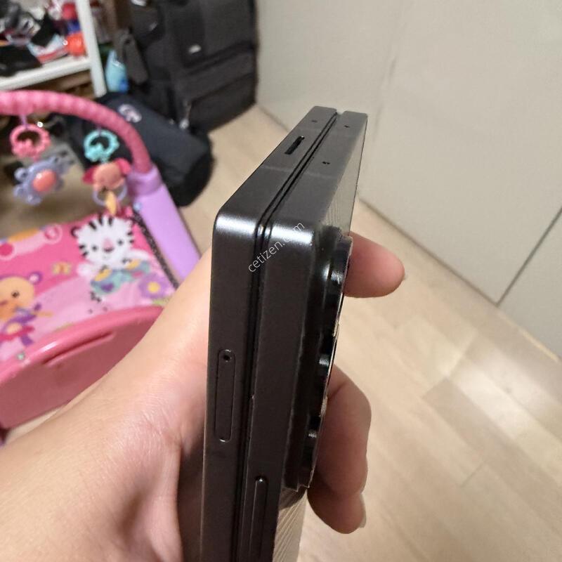 ������ Z����6 1TB ũ����Ƽ�� ���� �ڱ���