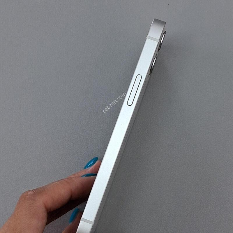 ������12�̴� 128GB ȭ��Ʈ