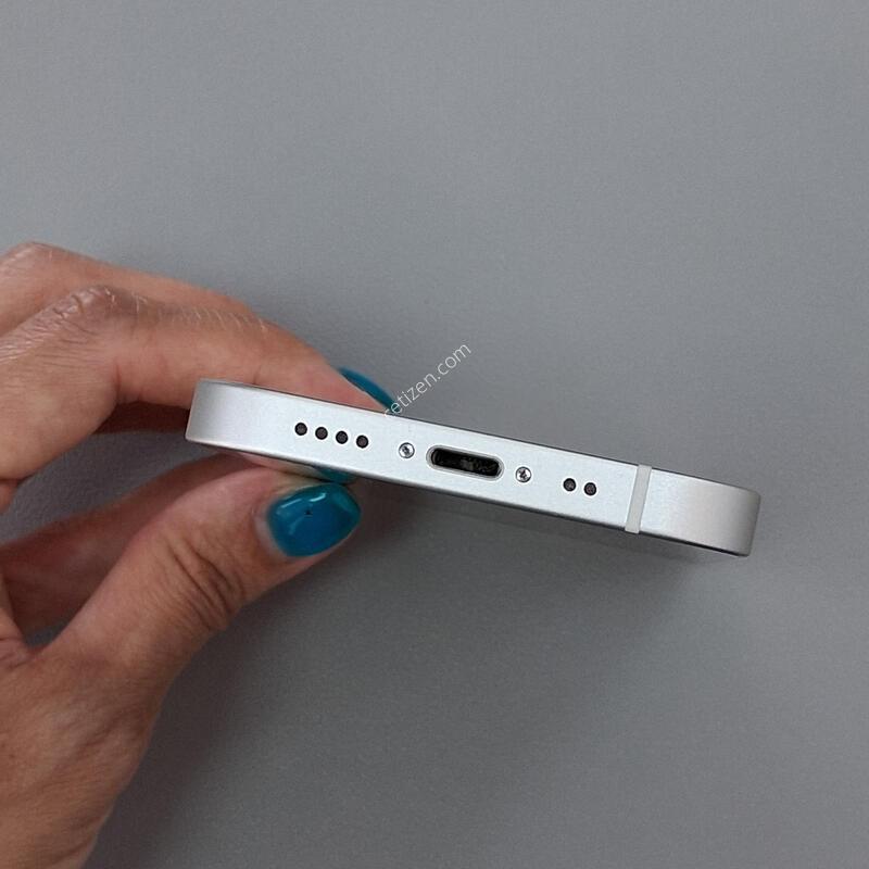 ������12�̴� 128GB ȭ��Ʈ