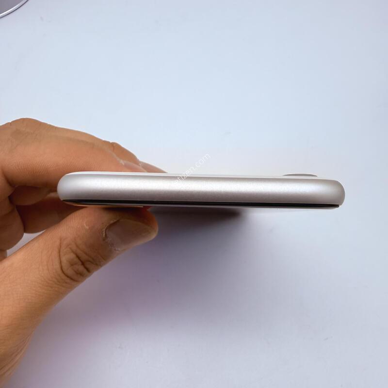 ������se2  128GB ���۱� �Ǹ�