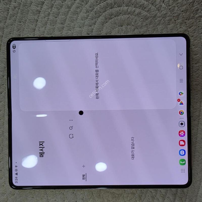 ������ ����4  256GB �Ǹ��մϴ�. ��������/ �ܺ� ��ܾ���