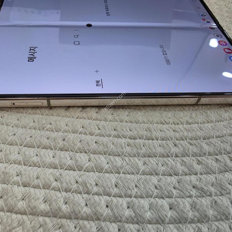������ ����4  256GB �Ǹ��մϴ�. ��������/ �ܺ� ��ܾ���