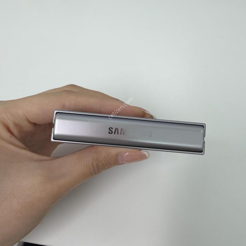 ������Z�ø�6 �׷��� 256GB