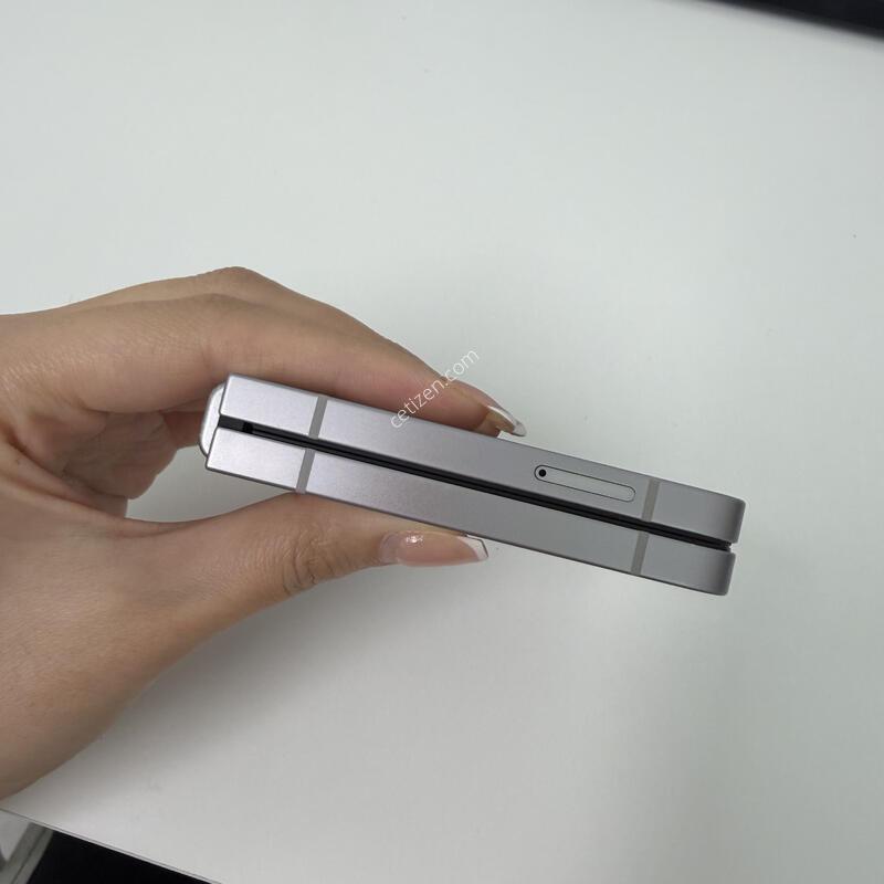 ������Z�ø�6 �׷��� 256GB