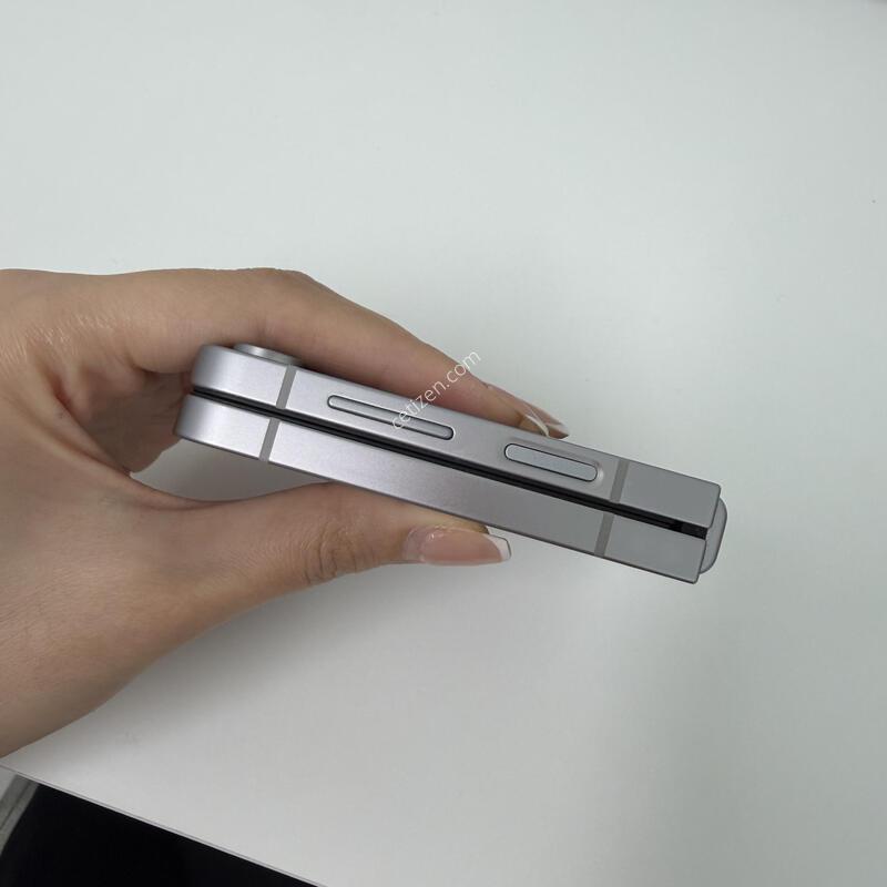 ������Z�ø�6 �׷��� 256GB