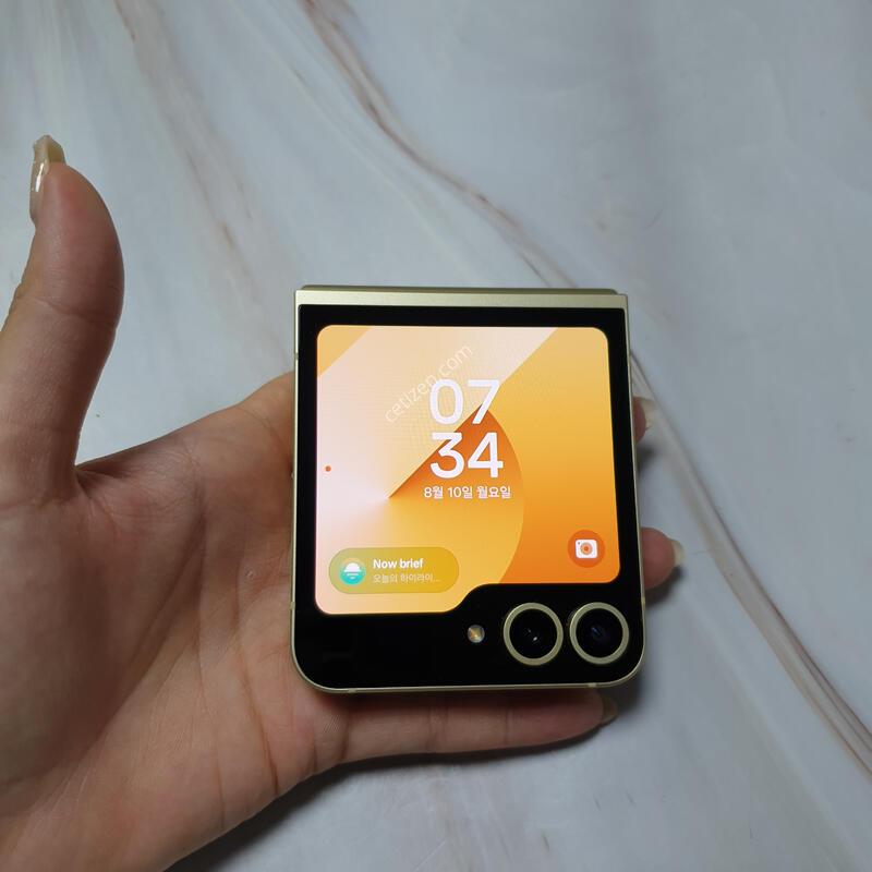 LG ������ Z�ø�6 5G ���ο� 512G ������ �Ǹ��մϴ�