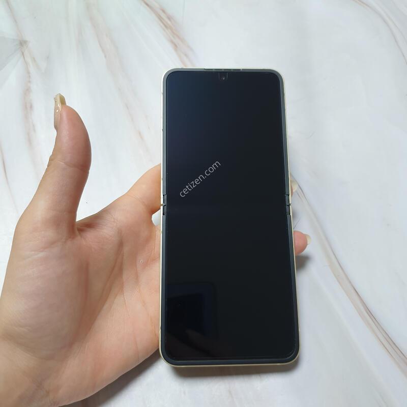 LG ������ Z�ø�6 5G ���ο� 512G ������ �Ǹ��մϴ�