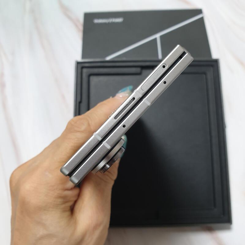 �ڱ��� ������ Z����7 5G �ǹ� 256G �̻�� Ǯ�ڽ� �Ǹ��մϴ�