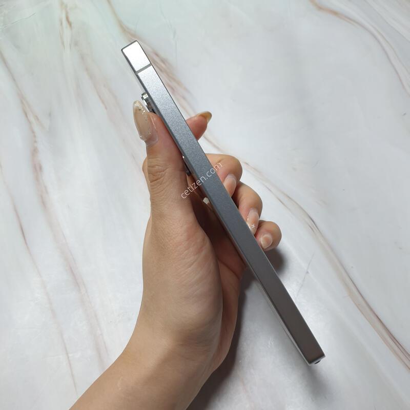 SK ������ S25��Ʈ�� ƼŸ��ȭ��Ʈ 256G S�� �Ǹ��մϴ�