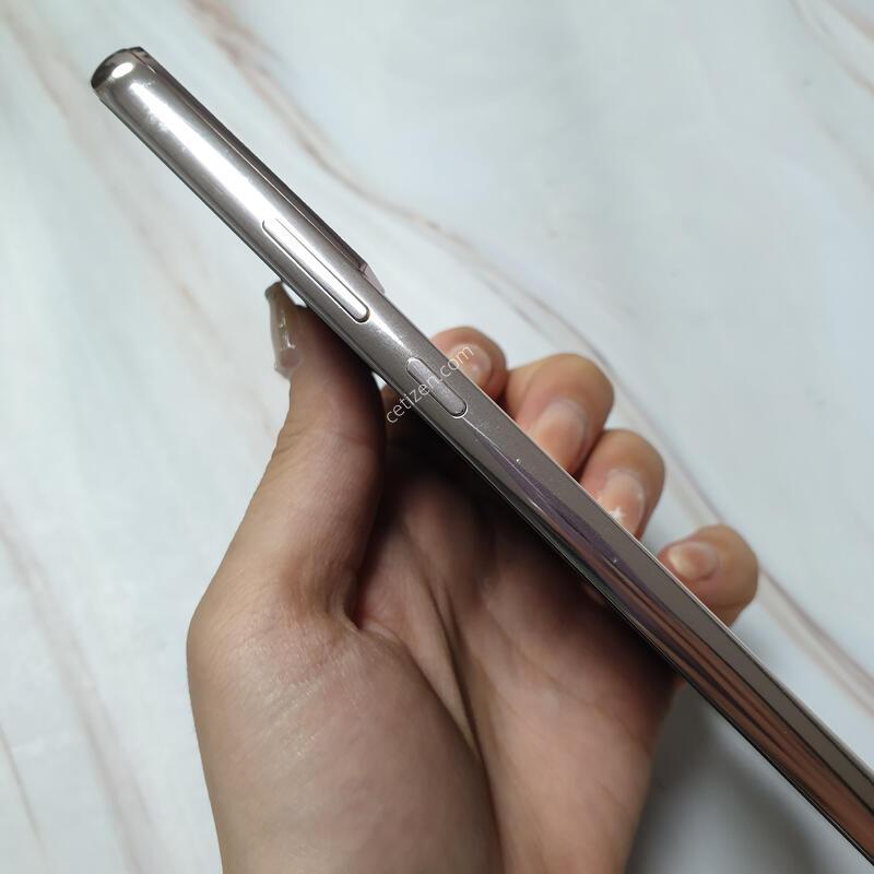 LG ������S22+ ��ũ��� 256G A�� �Ǹ��մϴ�