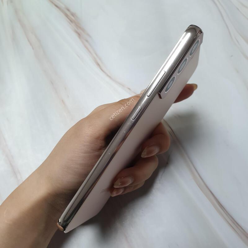 LG ������S22+ ��ũ��� 256G A�� �Ǹ��մϴ�