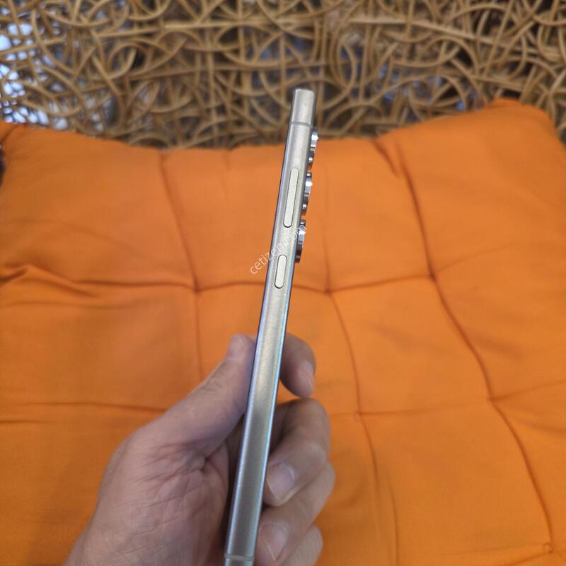 SKT�� 24��Ʈ�� 512�Ⱑ ���� ƯƯA��