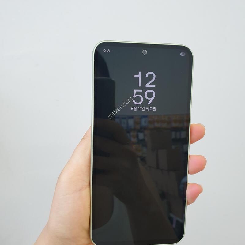 ����4 028