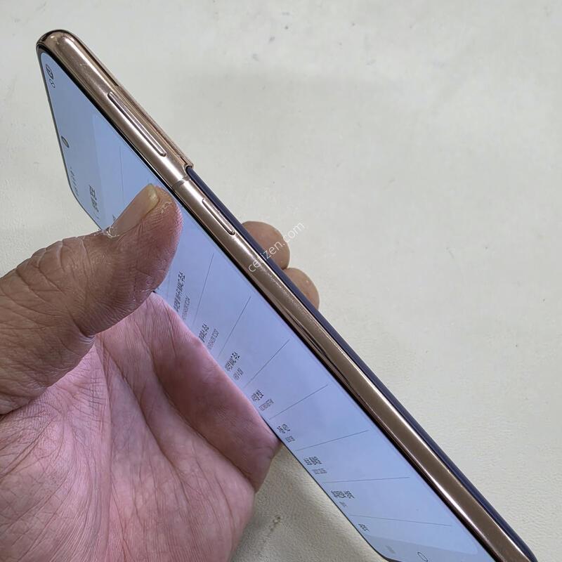 ������ S21�÷��� ���̿÷� ���ܻ�