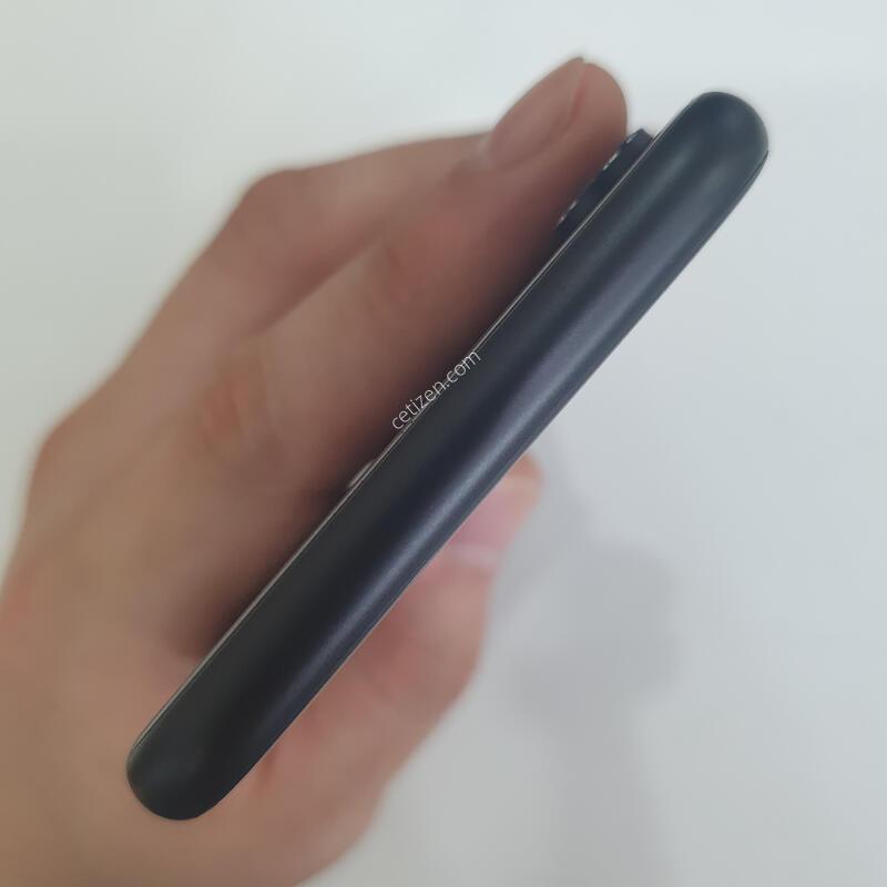 ������XR 64G ���ܻ� ���±� �߰��� �����