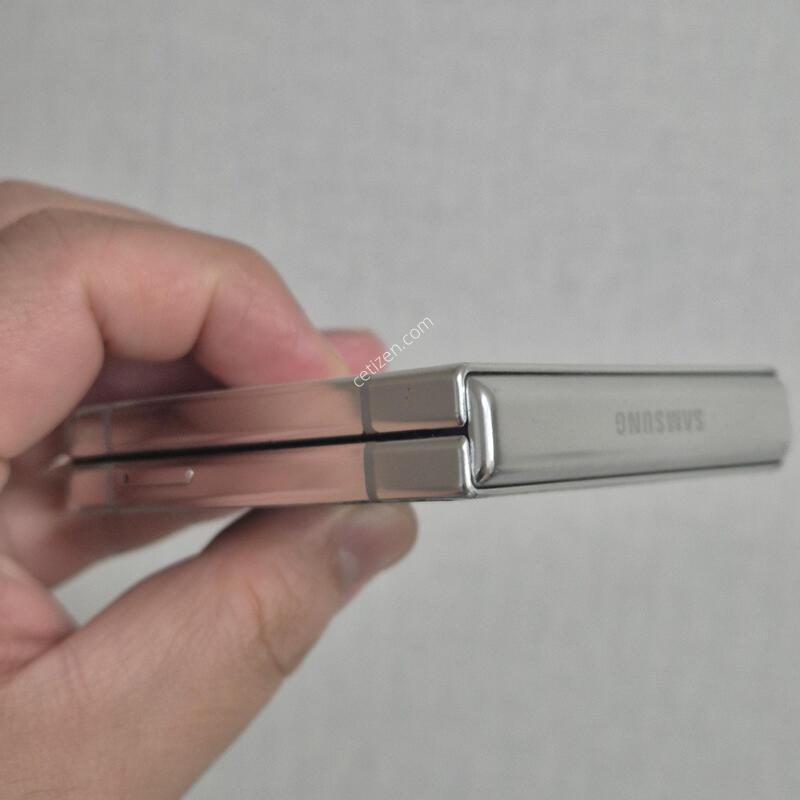 Z�ø�5 LCD�� ��ġ����