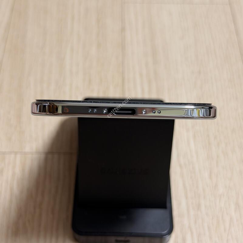 �ڱ��� �ܼ����� �̻�� ������ AIR ���� 256GB ��ī�̺���