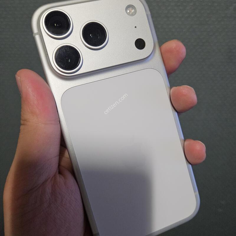 ������ 17����256GB ���������ϴ�