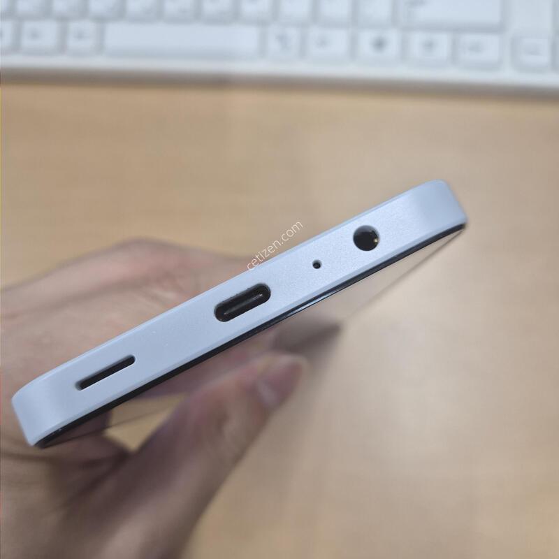 ������A15 ȭ��Ʈ SS�� 128GB