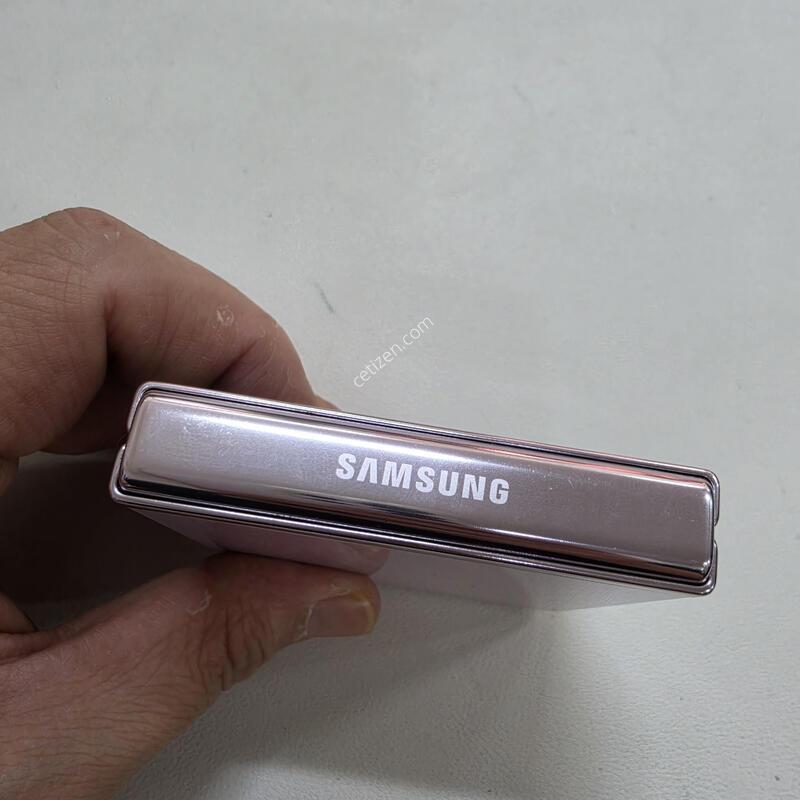 ������ Z�ø�5 �󺥴� 256GB A��