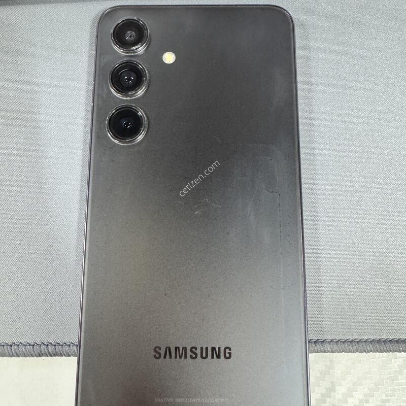 ������ s 24 256