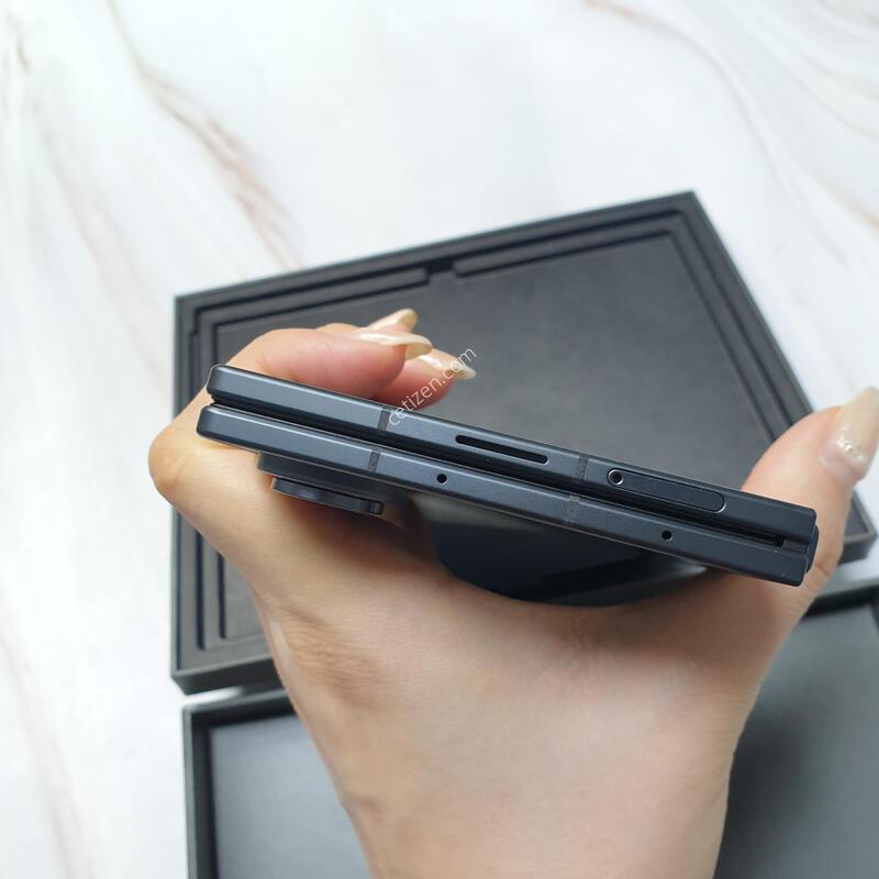 SK ������ Z����8 ���̵� �׶�����Ʈ 256G �̻�� S�� Ǯ�ڽ� �Ǹ�