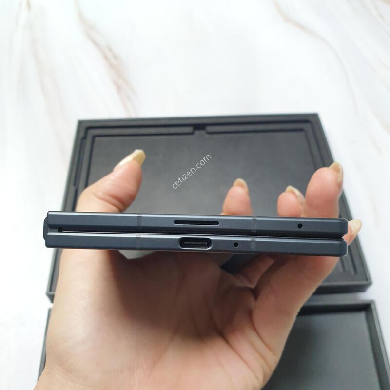 SK ������ Z����8 ���̵� �׶�����Ʈ 256G �̻�� S�� Ǯ�ڽ� �Ǹ�