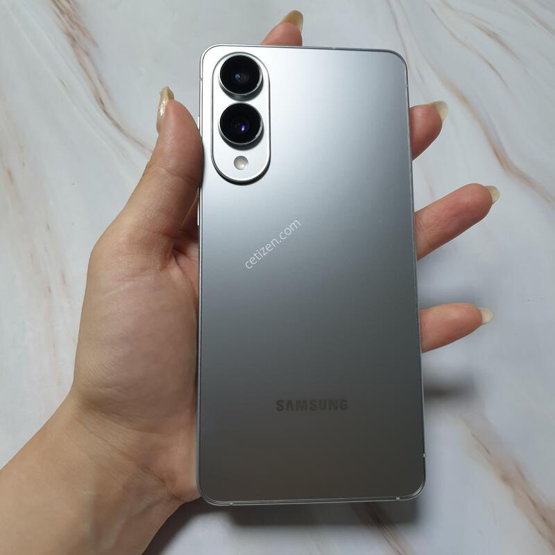 LG ������ S25���� �ǹ� 512G S�� �Ǹ��մϴ�