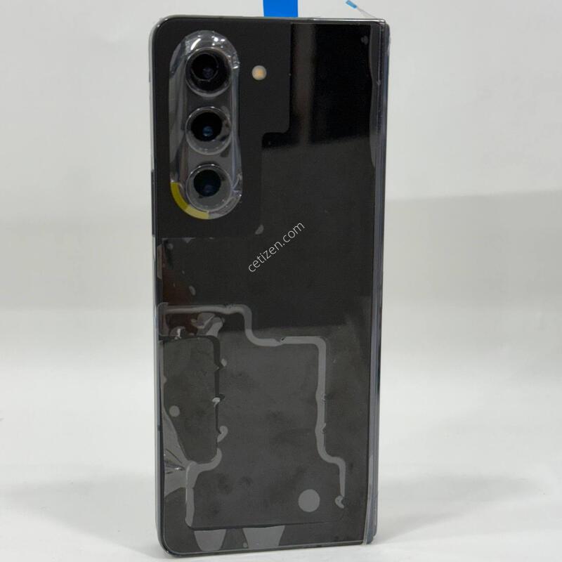 ���Ϳü���)������Z����5 ���� 512GB Y2174