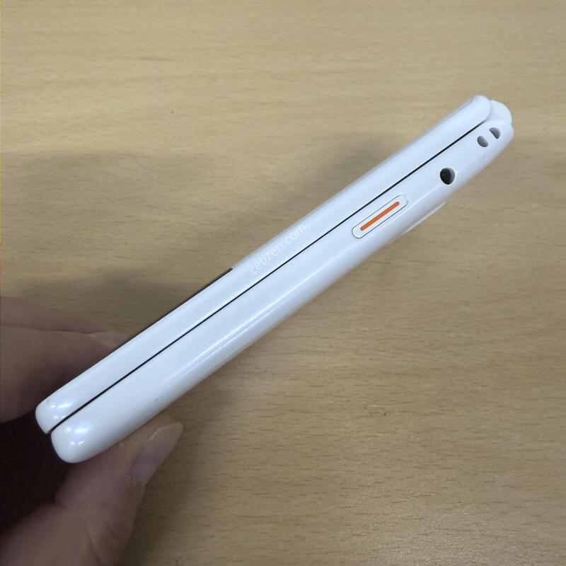 ��Ÿ������2 ȭ��Ʈ A�� 32GB