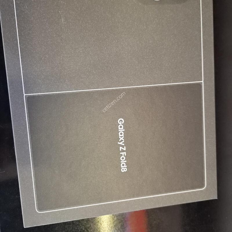 ����8 512gb  ũ�� �ܼ����� �ڽ���