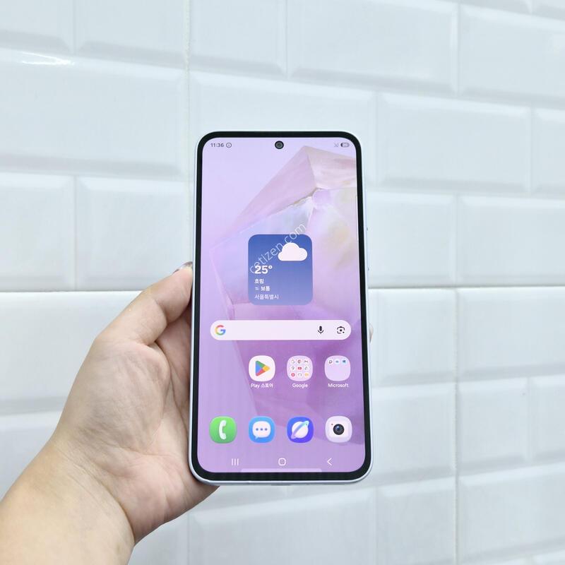 ������A35 ���̽����� 128GB