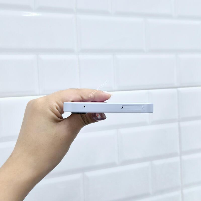 ������A35 ���̽����� 128GB