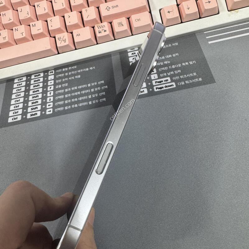 ������ 16 ���θƽ� 256 ���͸� 90�̻� �̱��� ȭ��Ʈ