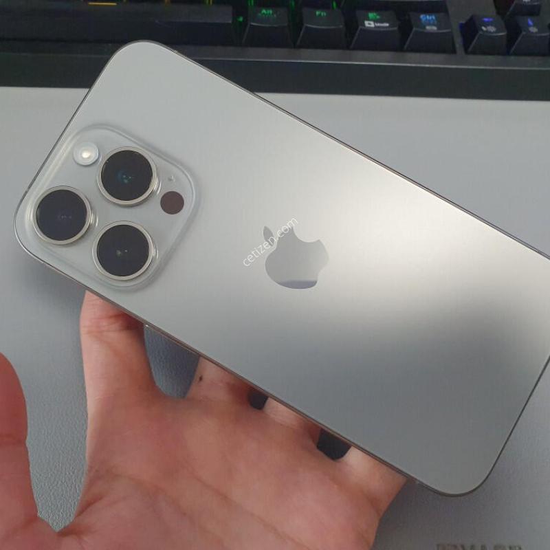 [�Ϻ���] ������15 ���� / 256GB / ���߷� ƼŸ�� /  ���͸����� 99%(�缳��ü)