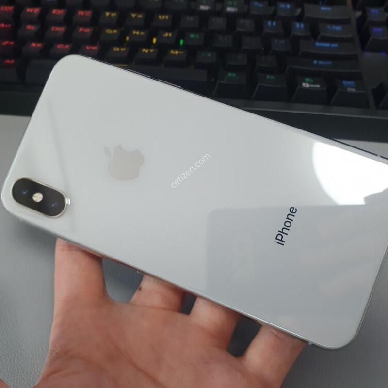 ������X / 256GB / �ǹ� / ���͸����� 70%