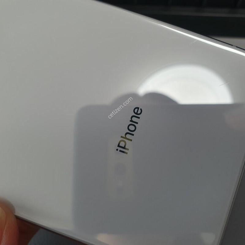 ������X / 256GB / �ǹ� / ���͸����� 70%