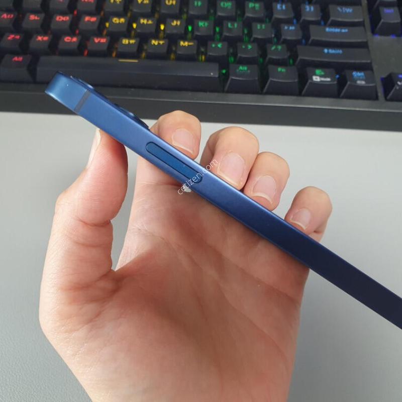 ������12 �̴� / 128GB / ���� / ���͸����� 84%