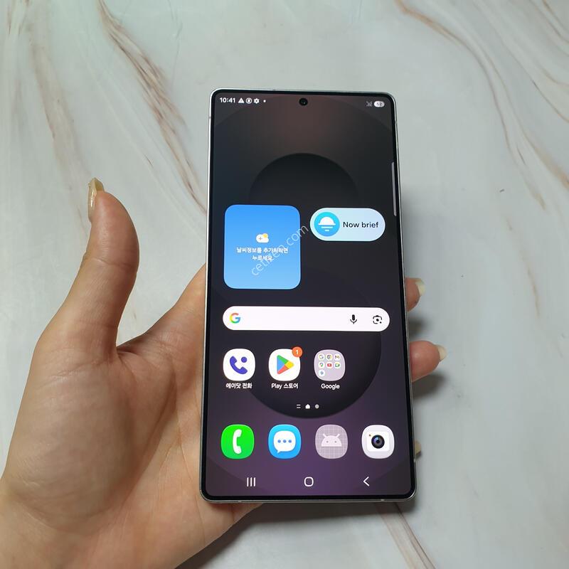 SK ������ S25��Ʈ�� ����ƼŸ�� 512G ������ �Ǹ��մϴ�
