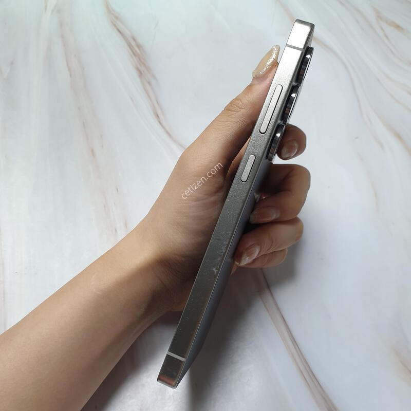 SK ������ S25��Ʈ�� ����ƼŸ�� 512G ������ �Ǹ��մϴ�