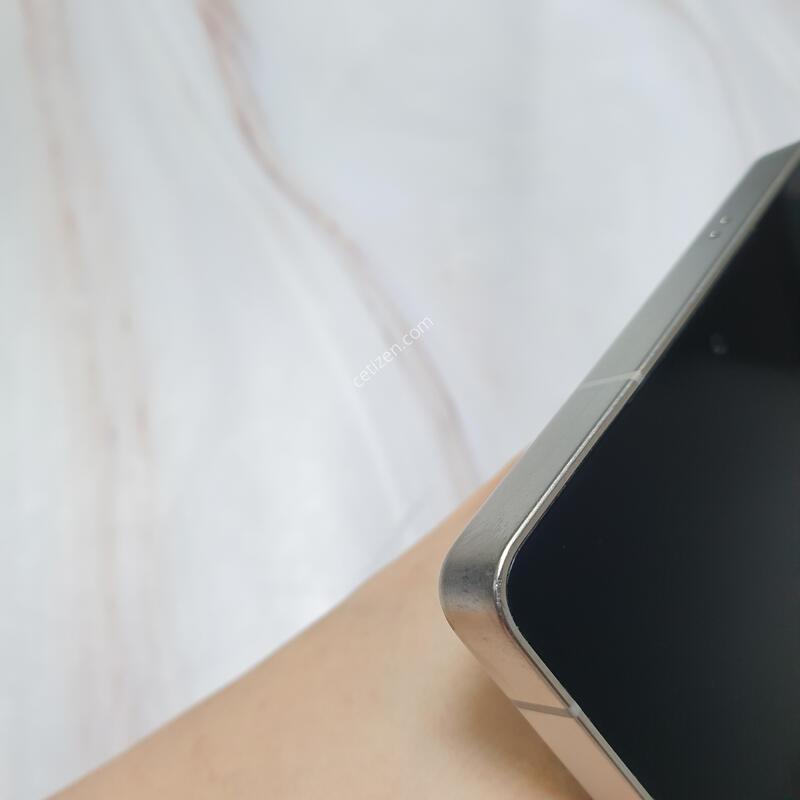 SK ������ S25��Ʈ�� ����ƼŸ�� 512G ������ �Ǹ��մϴ�