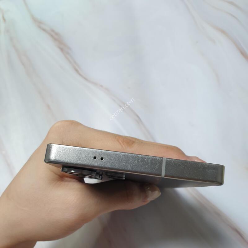 SK ������ S25��Ʈ�� ����ƼŸ�� 512G ������ �Ǹ��մϴ�