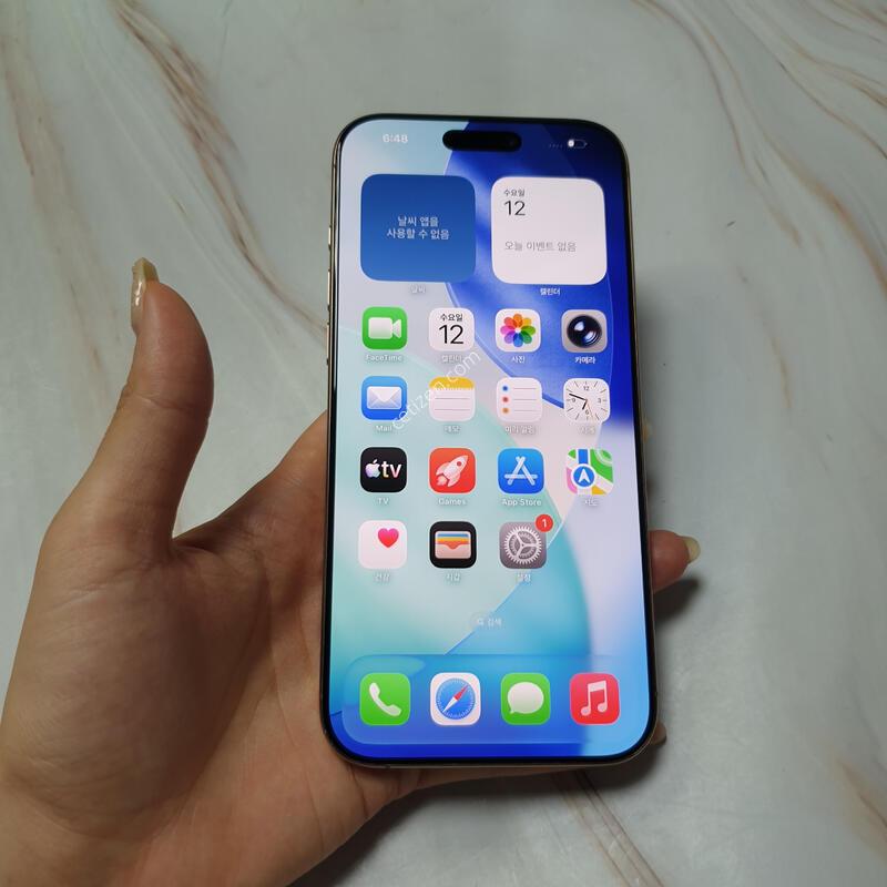 ������ 16���θƽ� ����ƮƼŸ�� 512G ������ �Ǹ��մϴ�