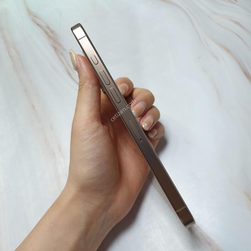 ������ 16���θƽ� ����ƮƼŸ�� 512G ������ �Ǹ��մϴ�