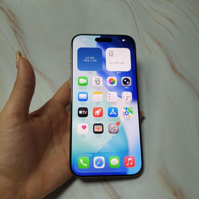 ������ 16���θƽ� ����ƮƼŸ�� 256G A�� ������ �Ǹ��մϴ�