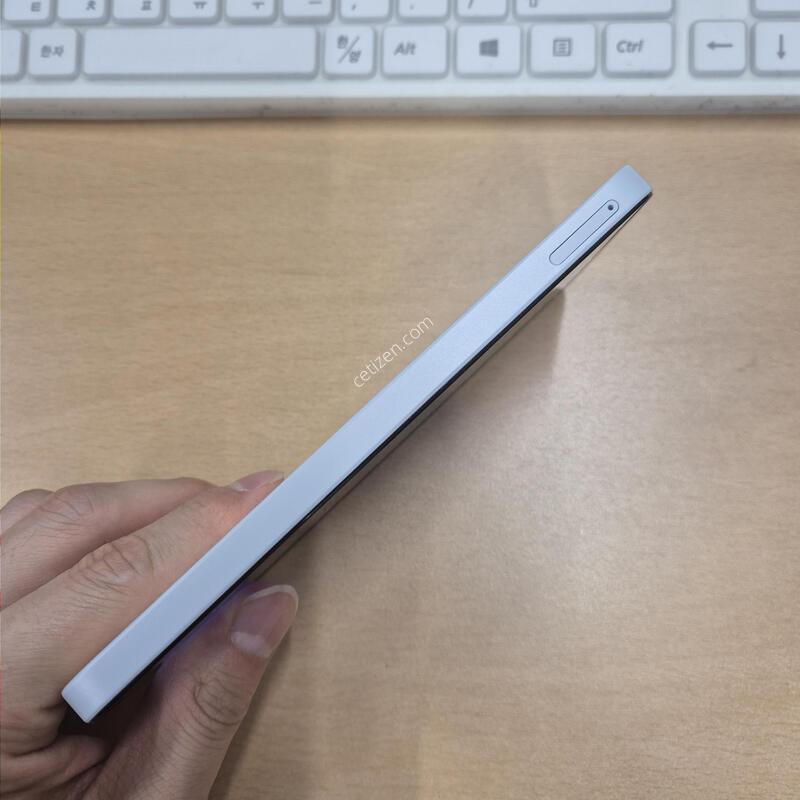 ������A15 ȭ��Ʈ SS�� 128GB