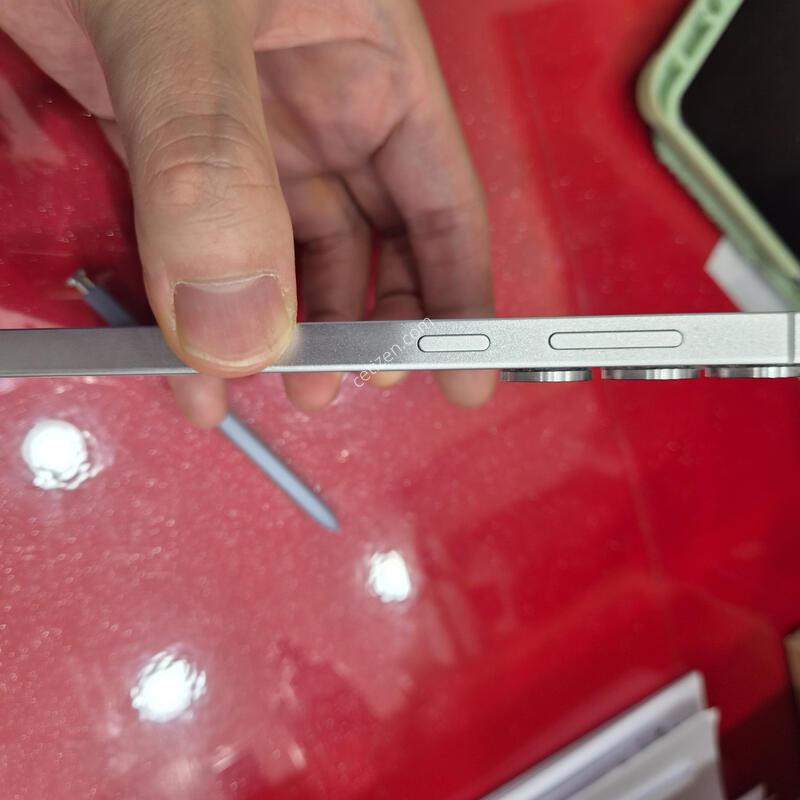 S 25��Ʈ��.��������512G �Ⱦƿ�.�޴�������
