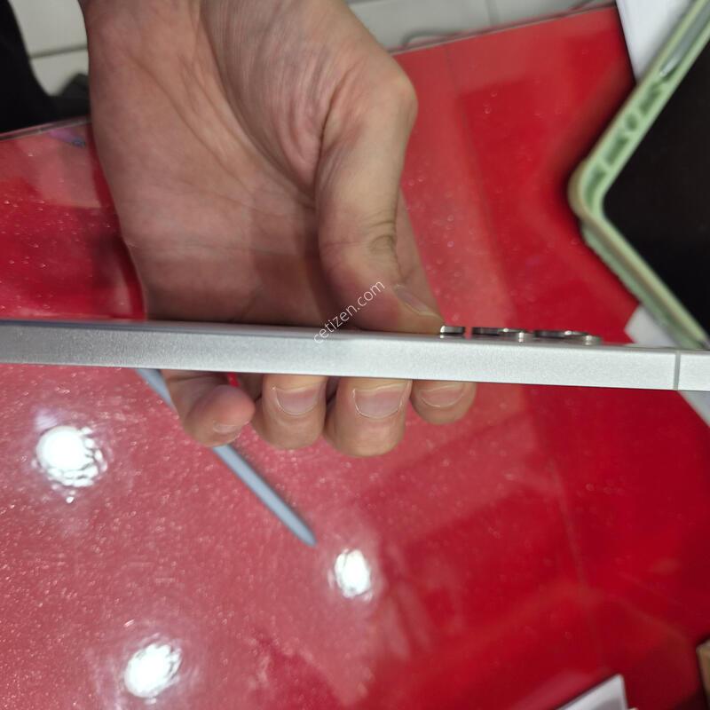 S 25��Ʈ��.��������512G �Ⱦƿ�.�޴�������