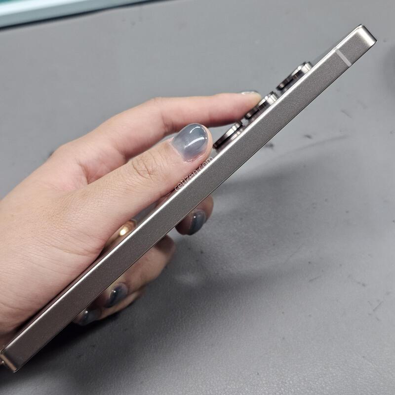 �Ｚ ������ S25��Ʈ�� 256GB ƼŸ���׷��� �ڱ��� ��SSSS�� ���⽺,������,���ܻ� �߰���