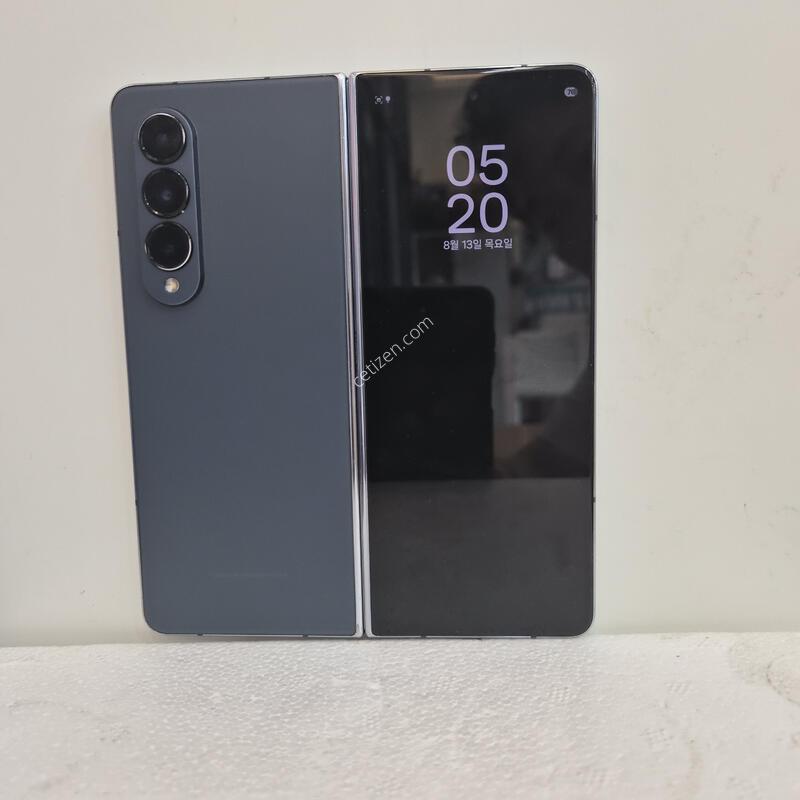 ����4